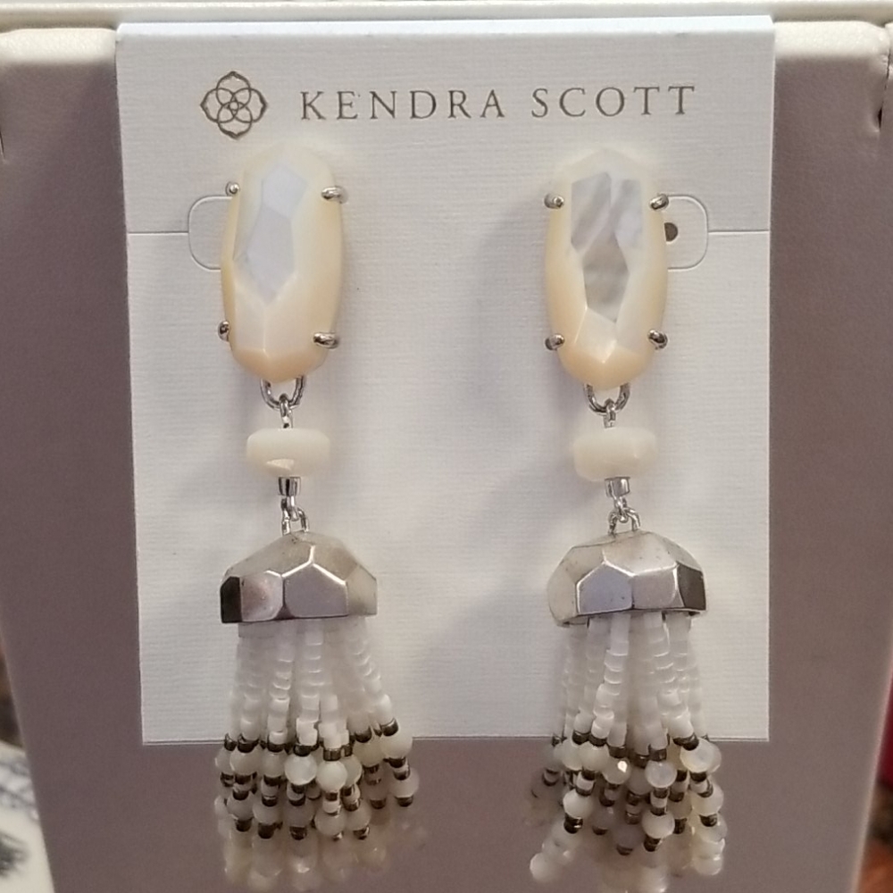 Kendra Scott Dove Stud Earrings